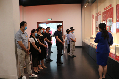 奮進皖東百年路，初心映照新征程——市第二人民醫院組織參觀慶祝建黨100周年專題展覽